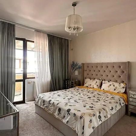 Inviting Space With A Beautiful Layout