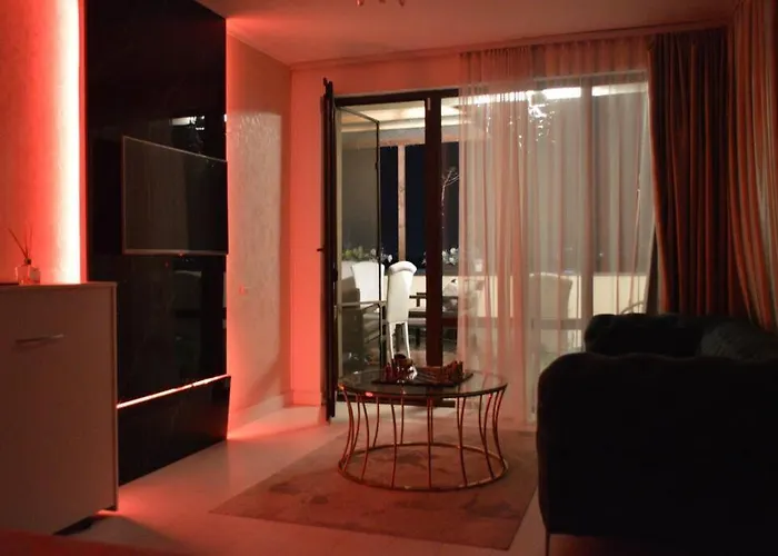 Inviting Space With A Beautiful Layout