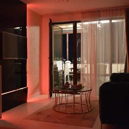 Inviting Space With A Beautiful Layout